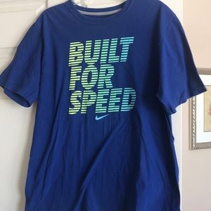 Nike T-shirt